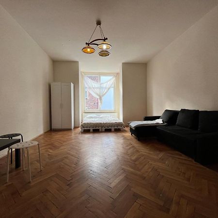 Spacious Apartment Krakkó Kültér fotó